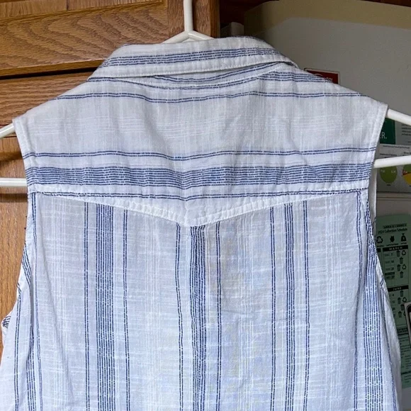 Cotton Summer Shirt, Sleeveless Striped Shirt - Picture 2 of 3